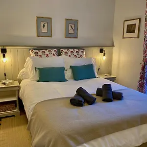 https://lovely-newly-renovated-ground-floor-apartment-in-luchon.midi-pyreneeshotels.com