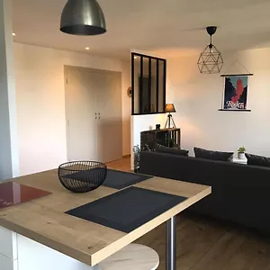 https://t2-50m2-3_centre-villecalmelumineux-charme.midi-pyreneeshotels.com